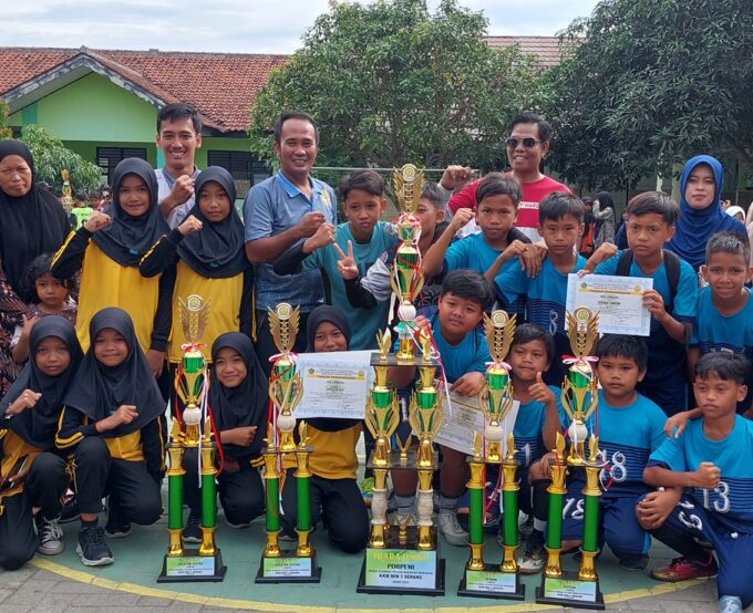 Kegiatan olah raga meraih prestasi