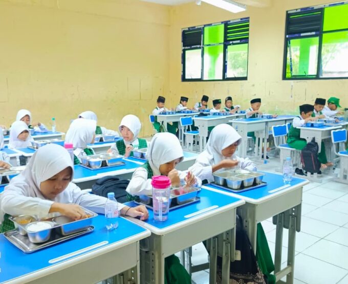 Makan Bergizi Gratis (MBG)